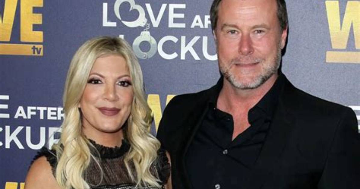 Tori Spelling & Dean Mcdermott Spend Time with Her Mom Candy in 1St Public Photos in 5 Year's