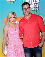 Tori Spelling Reveals Why Dean Mcdermott Is Missing from Family Christmas Card