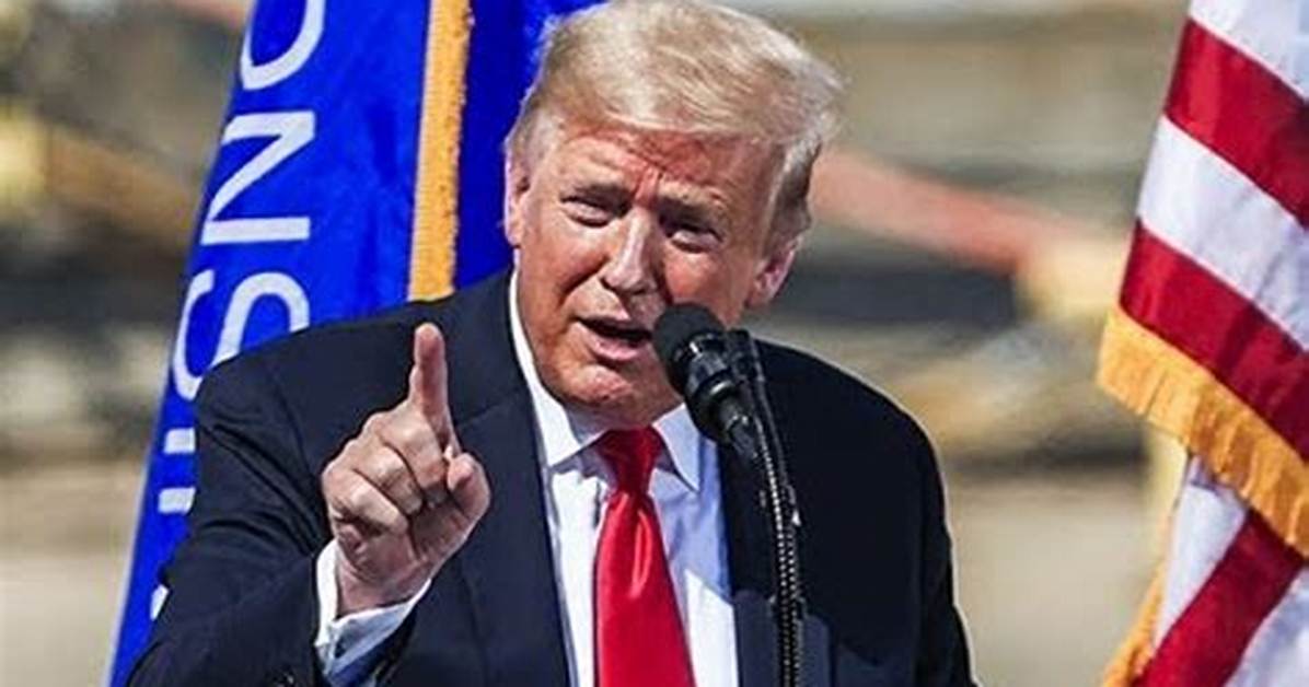 Trump Dragged for Vowing to Create Park with Statues of U. S. Heroes: ‘Just What America Needs’