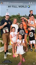 Tyson Fury & Wife Pose with 6 Children on Family Vacation in Florida – Hollywood Life