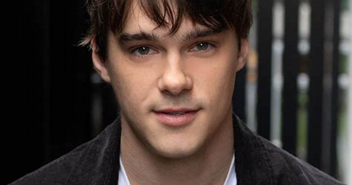 Unveiling the Mystique: Understanding Mitchell Hope's Height