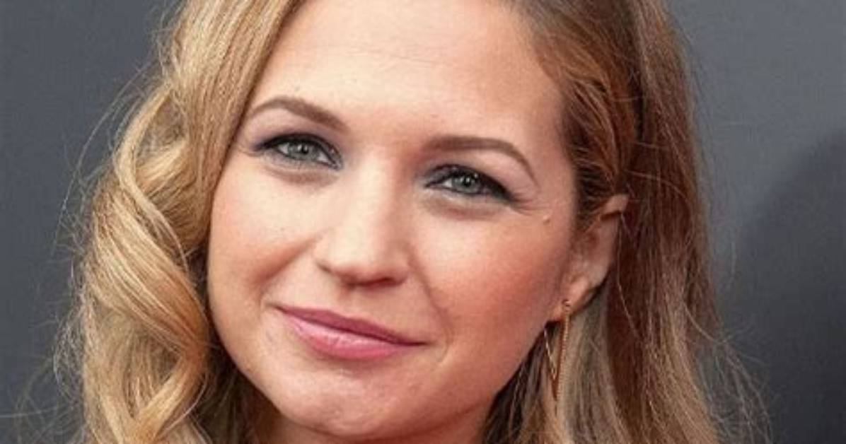 Vanessa Ray Bio, Wiki, Age, Height, Husband, Pretty Little Liars, Blue Bloods, Movies, Net Worth