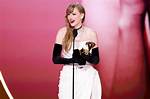 [Video] Taylor Swift’s Grammys Performance 2013 — Revenge Song for Harry Styles – Hollywood Life
