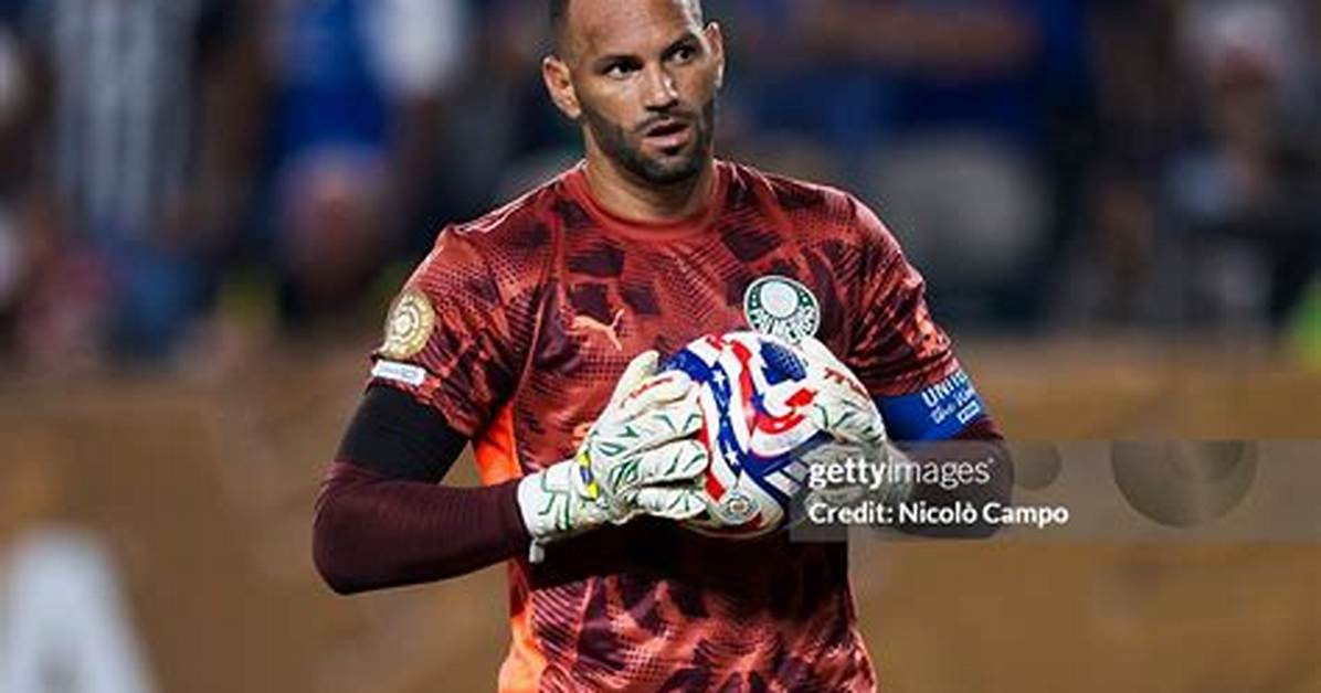 W%C3%A9Verton Pereira Da Silva S Biography Net 1200. Jpg