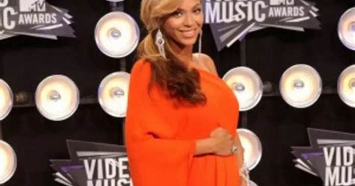 [Watch] Beyonce’s Fake Baby Bump Proven Real During ‘On the Run’ — Blue Ivy – Hollywood Life