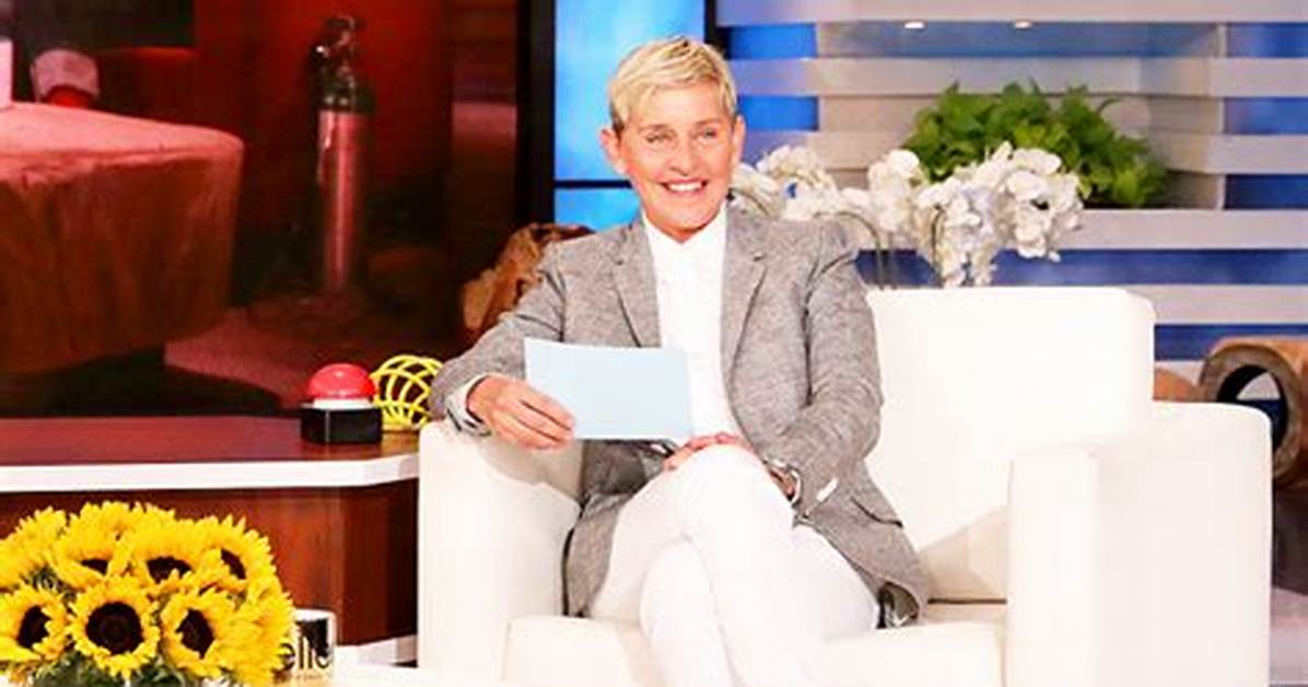 Watch Host Scare Taylor Swift & More – Hollywood Life