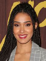 What Is Lee Rodriguez Ethnicity? Her Parents and Family Background on Details