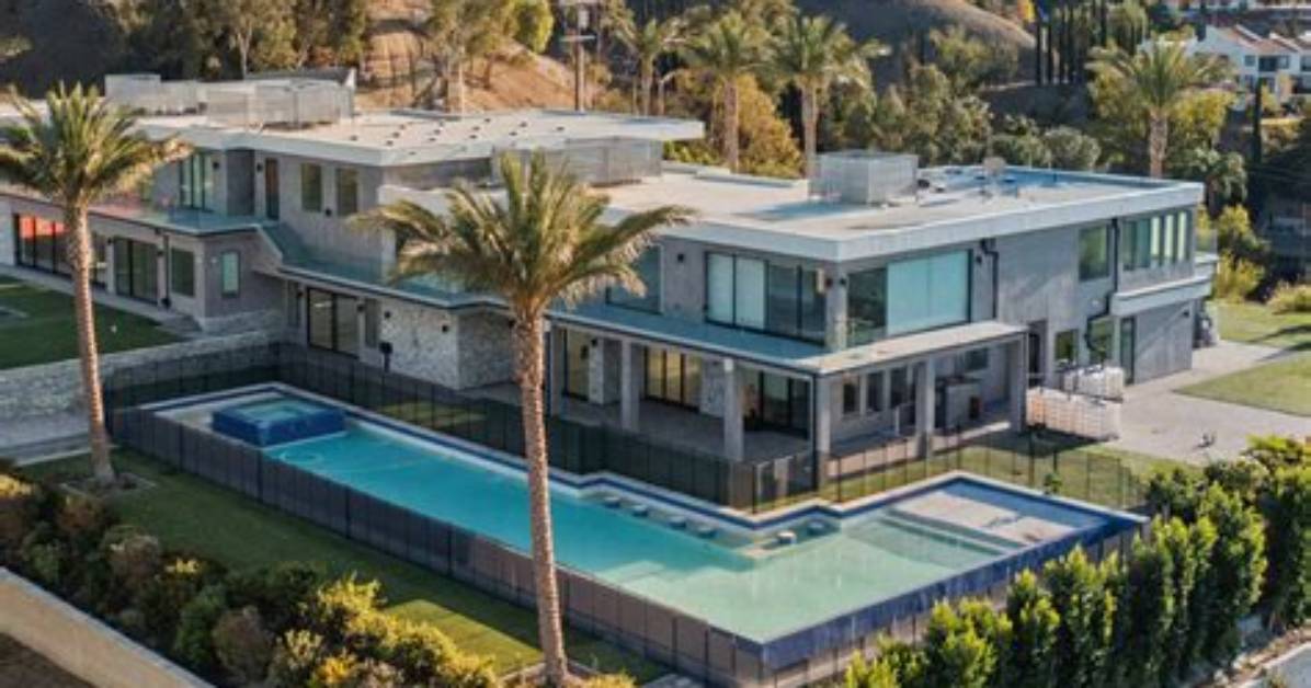 Where Does the Ace Family Live? House Scandal Details