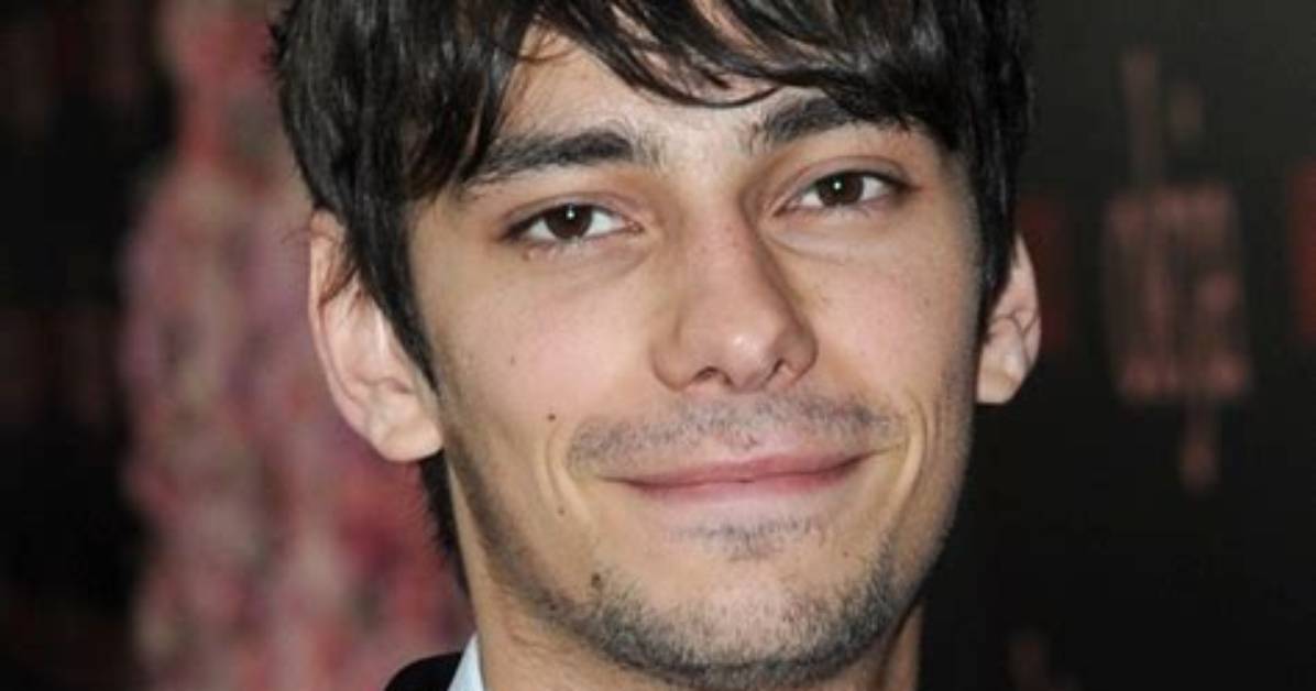Who Is Devon Bostick? Wiki, Age, Height, Net Worth, Girlfriend, Dating ·