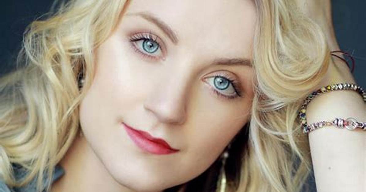 Who Is Evanna Lynch? Wiki, Age, Height, Husband, Net Worth, Ethnicity