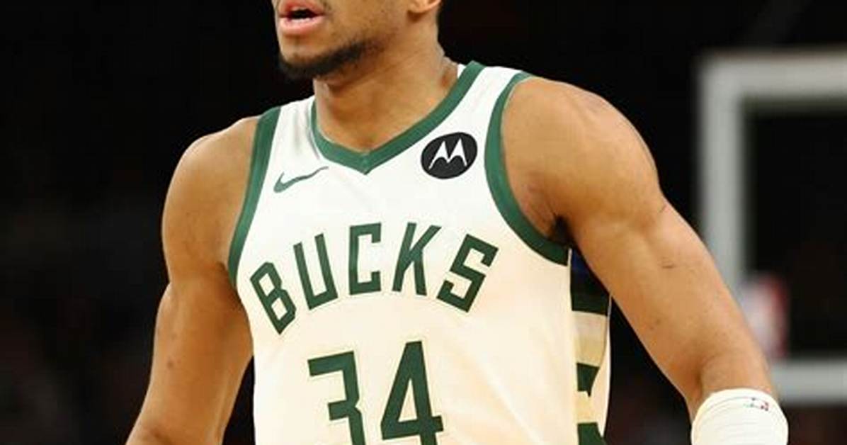 Who Is Giannis Antetokoumnpo? Learn More About the Nba Great Here – Hollywood Life