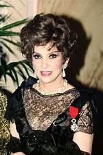 Who Is Gina Lollobrigida? 5 Things on the Italian Actress Who Died – Hollywood Life