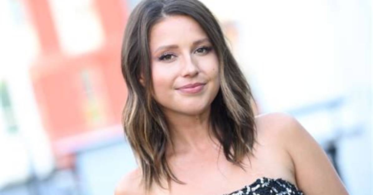 Who Is Katie Thurston? Facts About ‘The Bachelorette’ Star – Hollywood Life