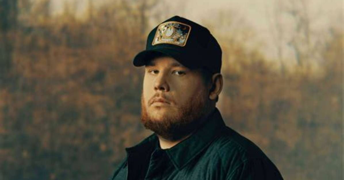 Who Is Luke Combs? 5 Facts About the Country Singer – Hollywood Life