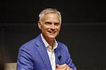 Who Is Robert Isom? Everything About the President of American Airlines Group