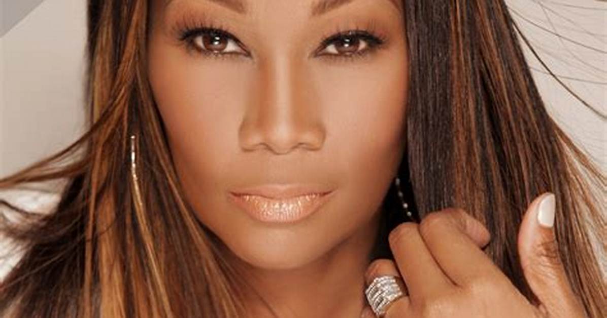 Who Is Yolanda Adams? Get to Know the Gospel Singing Sensation – Hollywood Life
