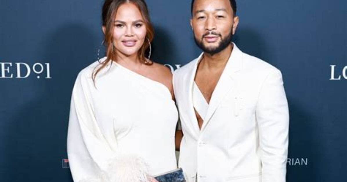 Why Chrissy Teigen & John Legend’s Openness About Miscarriage Was a ‘Healthy’ Choice, Says Expert