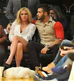 Why Did Britney Spears and Sam Asghari Split? Inside Divorce – Hollywood Life
