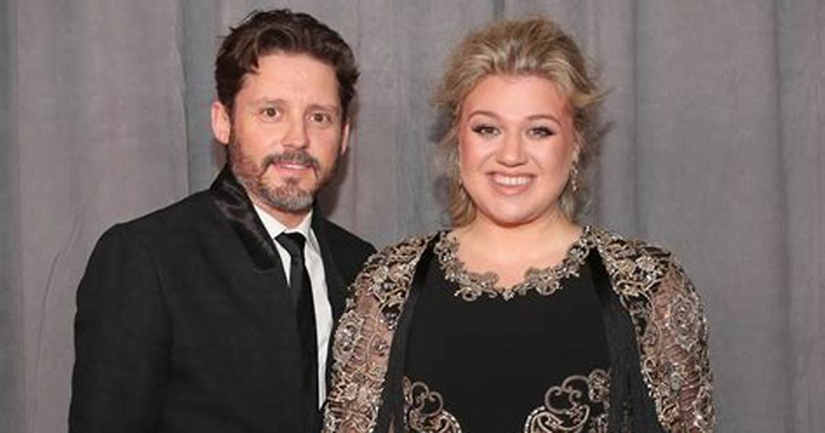 Why Kelly Clarkson’s Ex Brandon Blackstock Owes Her $2.6 Million – Hollywood Life