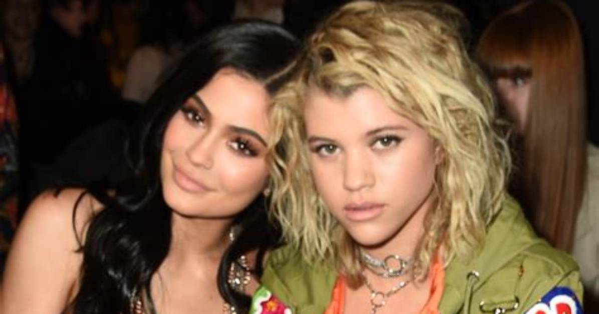 Why Kylie Jenner Stopped Following Friends on Instagram: Details – Hollywood Life