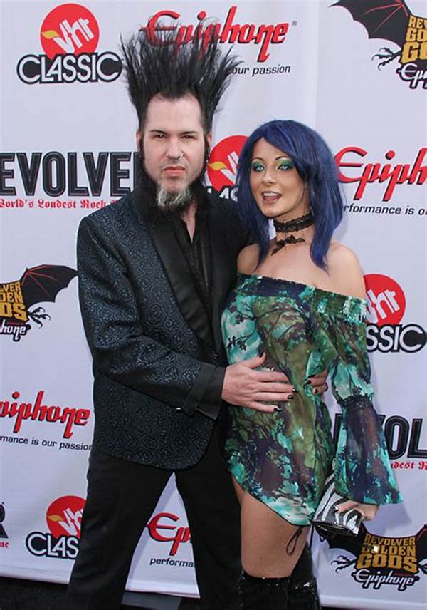 Wife of Wayne Static Dies of Alleged Suicide – Hollywood Life