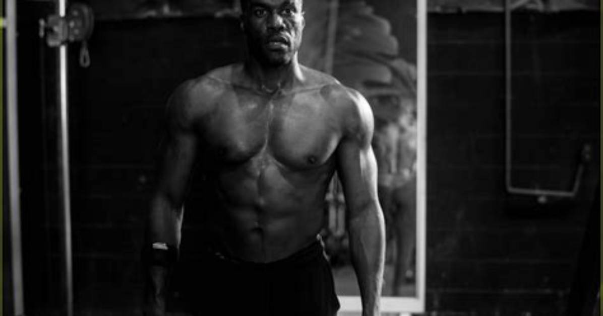Yahya Abdul-Mateen Ii Shares Shirtless Selfie to Show off Body Transformation for ‘Aquaman’ Role